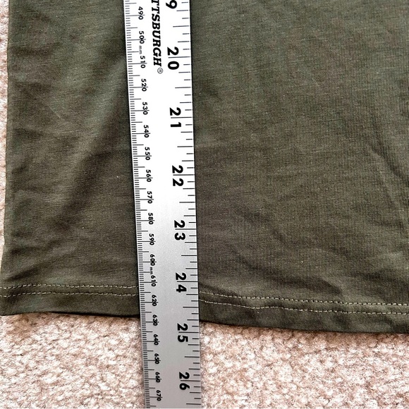 Quince Cotton/Modal Scoop Neck Green Short Sleeve Tee - Picture 6 of 9